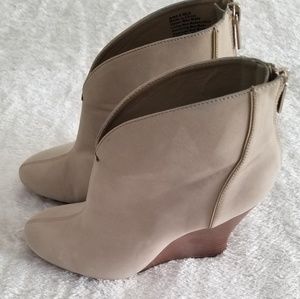 Jennifer Lopez Booties